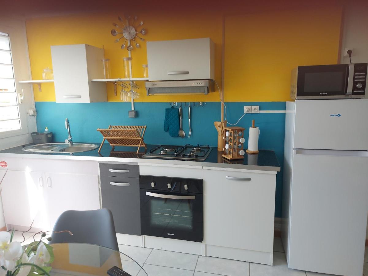 Le Dominad Bas De Villa 700M Du Bain Chaud Canalsat Gratuit Parking Prive Gratuit Wi Fi Gratuit Bouillante Exterior foto