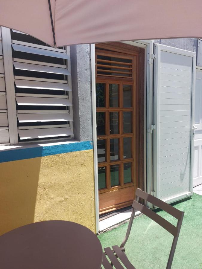 Le Dominad Bas De Villa 700M Du Bain Chaud Canalsat Gratuit Parking Prive Gratuit Wi Fi Gratuit Bouillante Exterior foto